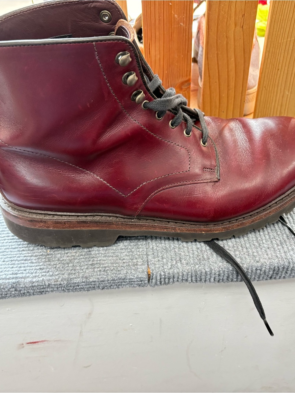 Allen Edmonds Men's Burgundy Leather Lace-Up Boot